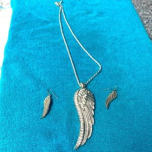 Angel Wing Necklace Set